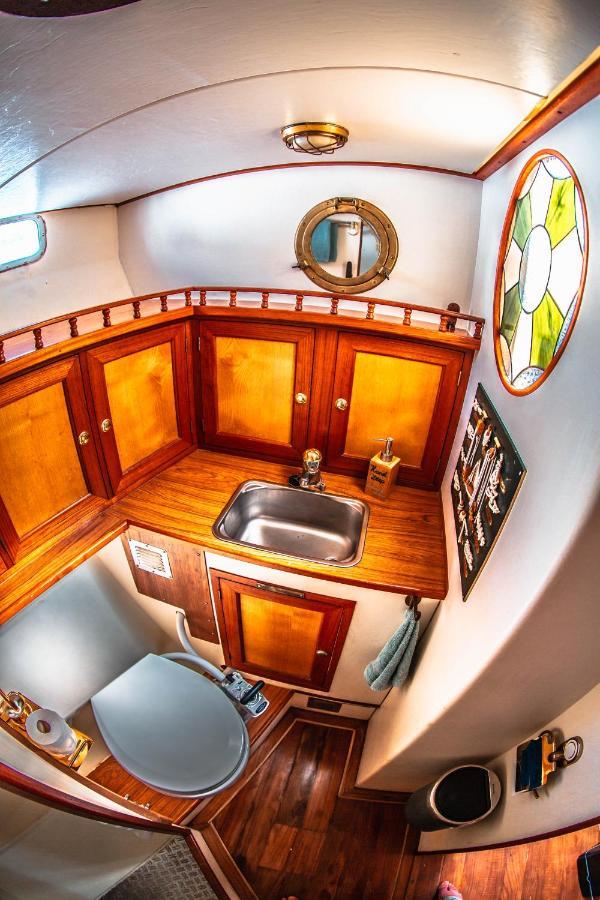 فندق Zeilschip Lucia فليسينْخين المظهر الخارجي الصورة